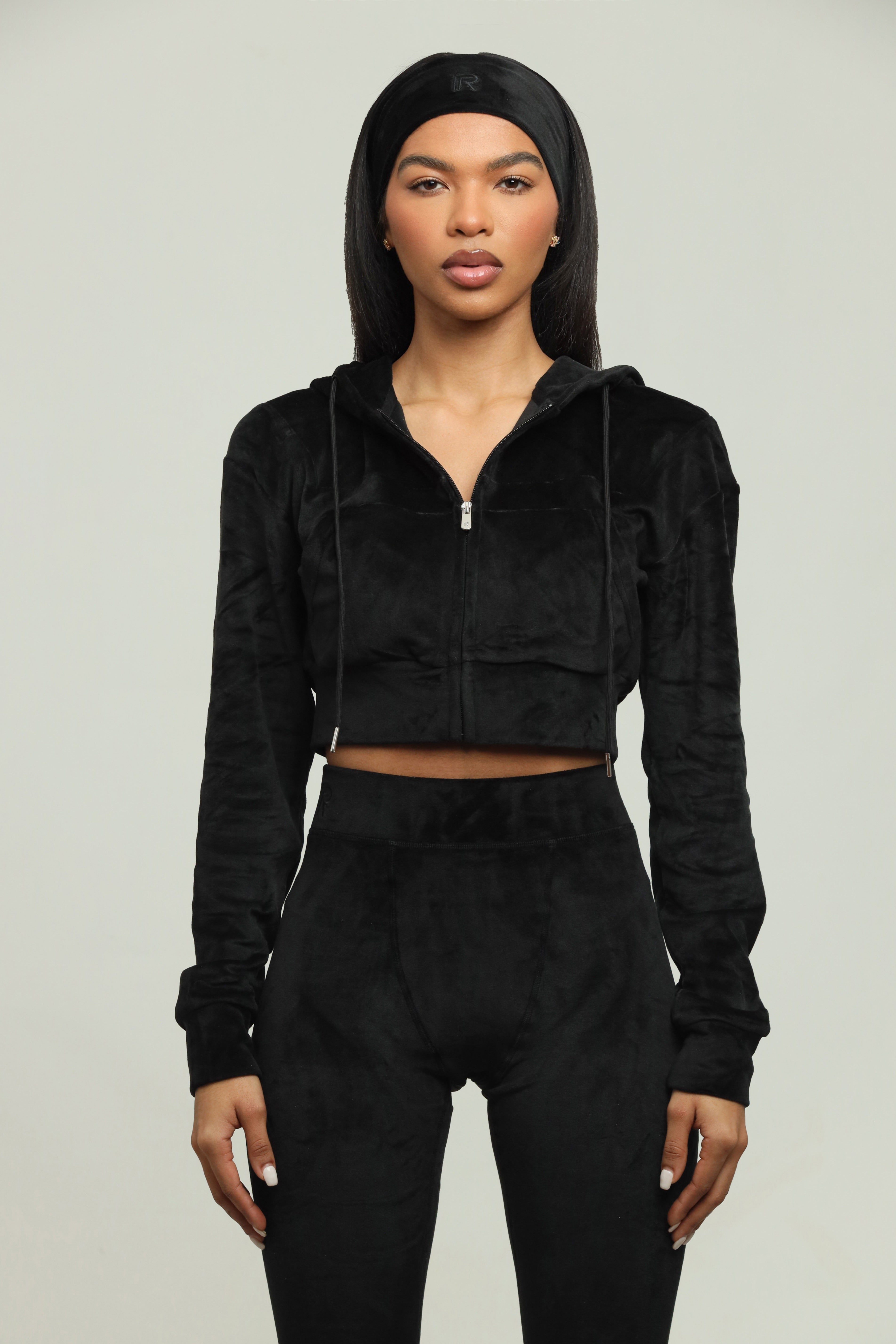 signature velour set (jet black) – RESERV|D ROW